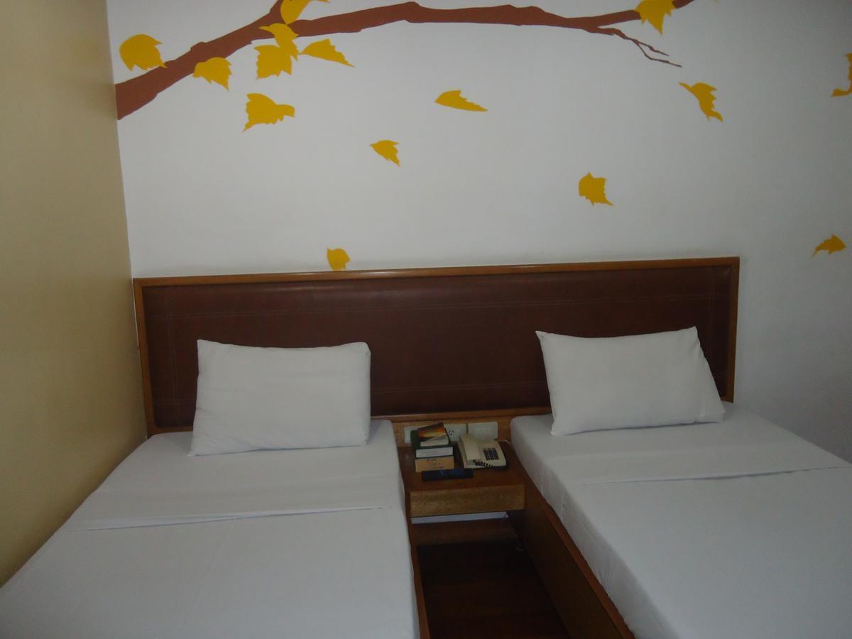 Park Bed And Breakfast Hotel Pasay Exterior foto